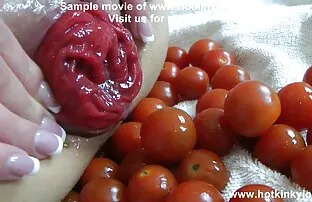 XXX ジェナ-ムーアとカルメン-モネ三人組 人妻 に 無理やり 中出し