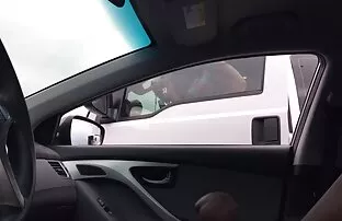 XXX 美しい女の子 無料 動画 アダルト 無理やり