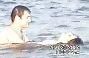 XXX レイラ極端な拳マウス 人妻 無理やり 動画