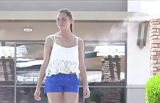 XXX ティーンbitchy持ってハードショット 無理やり イラマチオ