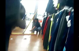 XXX 角質ブルネットねじ込み二人 人妻 に 無理やり 中出し