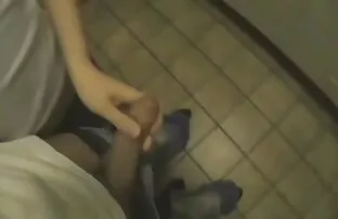 XXX 軽い4本の棒と大きなペニス 無理やり セックス 無料